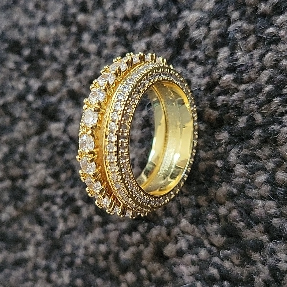 NEW Anuja Anxiety Ring - Size 10